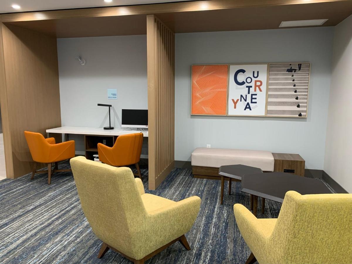 Holiday Inn Express & Suites - Courtenay - Comox By Ihg Extérieur photo