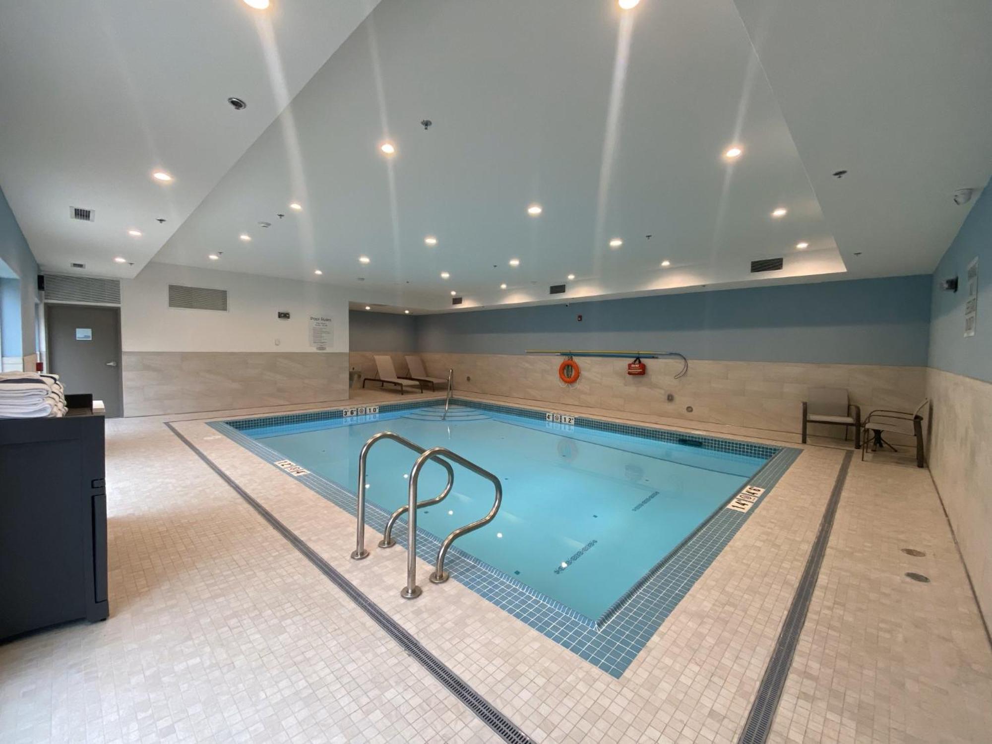 Holiday Inn Express & Suites - Courtenay - Comox By Ihg Extérieur photo